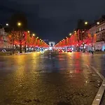 Appartement Proche Champs Elysee Paris 8E
